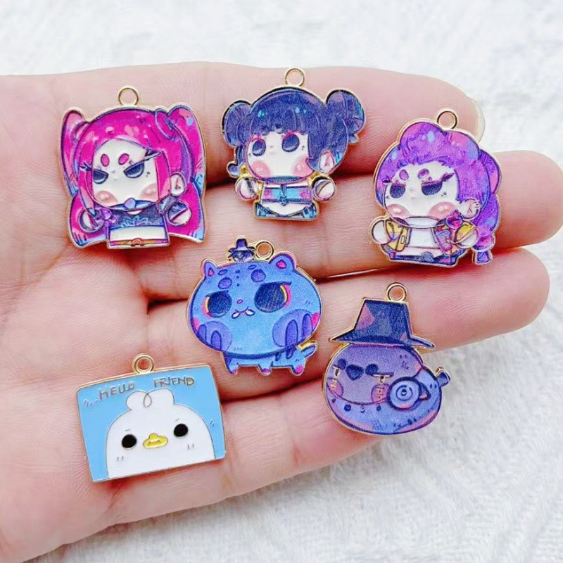 Anime Merchandise Accessories - 10 個漫画アニメペンダントオイルドロップ合金 DIY イヤリングキーホルダーペンダントアクセサリー