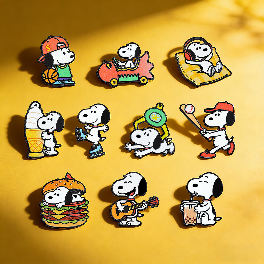 Enamel Pin Set - 5 個/10 個のかわいいバッジレジャーとスポーツエナメルピンセット漫画ブローチラペルピンバックパック服バッジかわいいファンギフト用