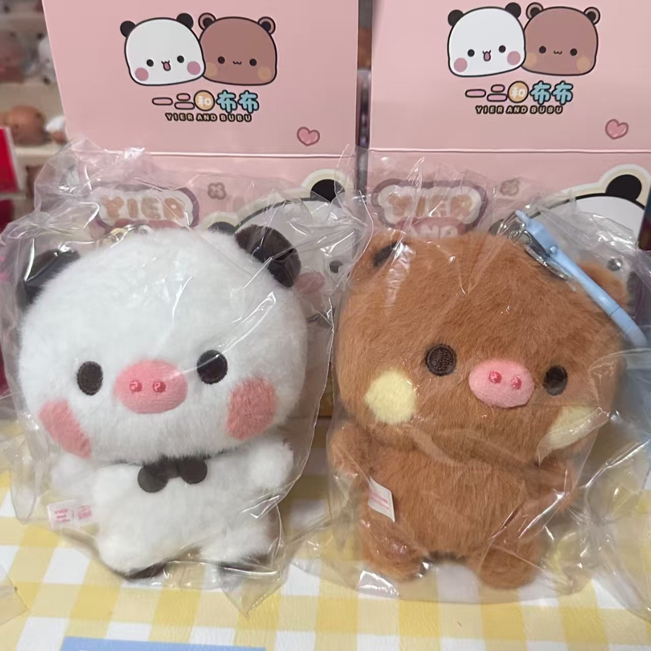 新オリジナルアニメフィギュア イエールとブブ豚版 かわいい1 - Anime Merchandise Figure のレビューと価格